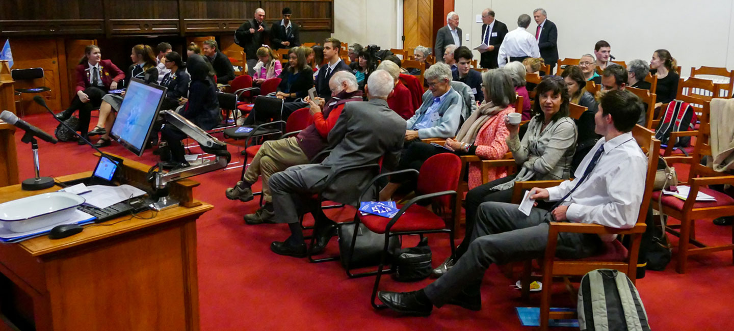 Guests at the 2018 National Conference, enjoying conversations during a break. Photo @Stanislas Gros.